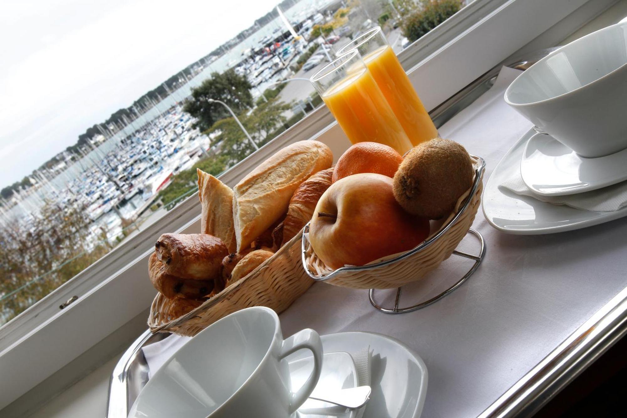Trinite Hotel La Trinité-sur-Mer Екстериор снимка