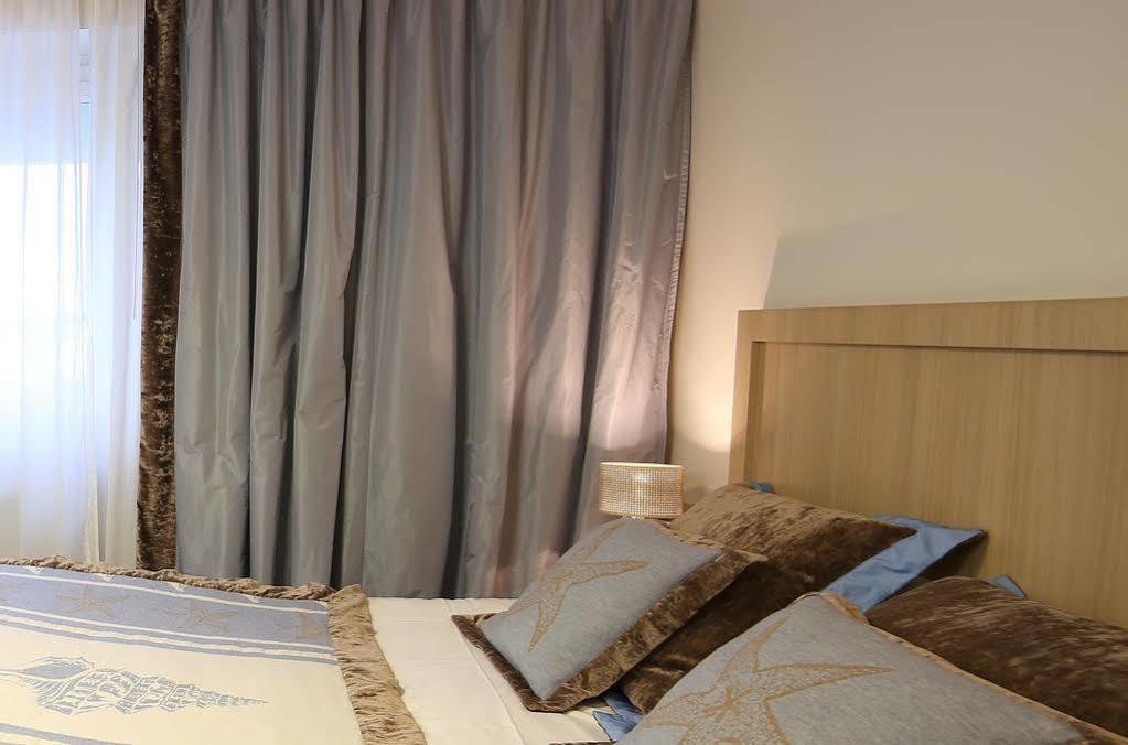 Trinite Hotel La Trinité-sur-Mer Екстериор снимка